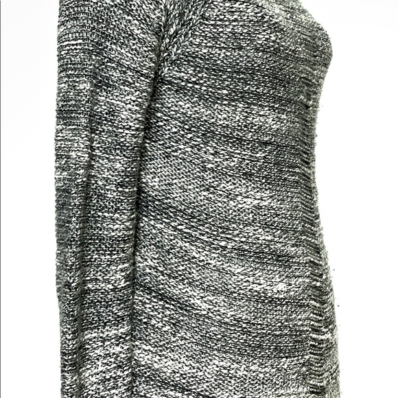 Pam & Gela Distressed Sweater in Gray & White - Picture 2 of 12